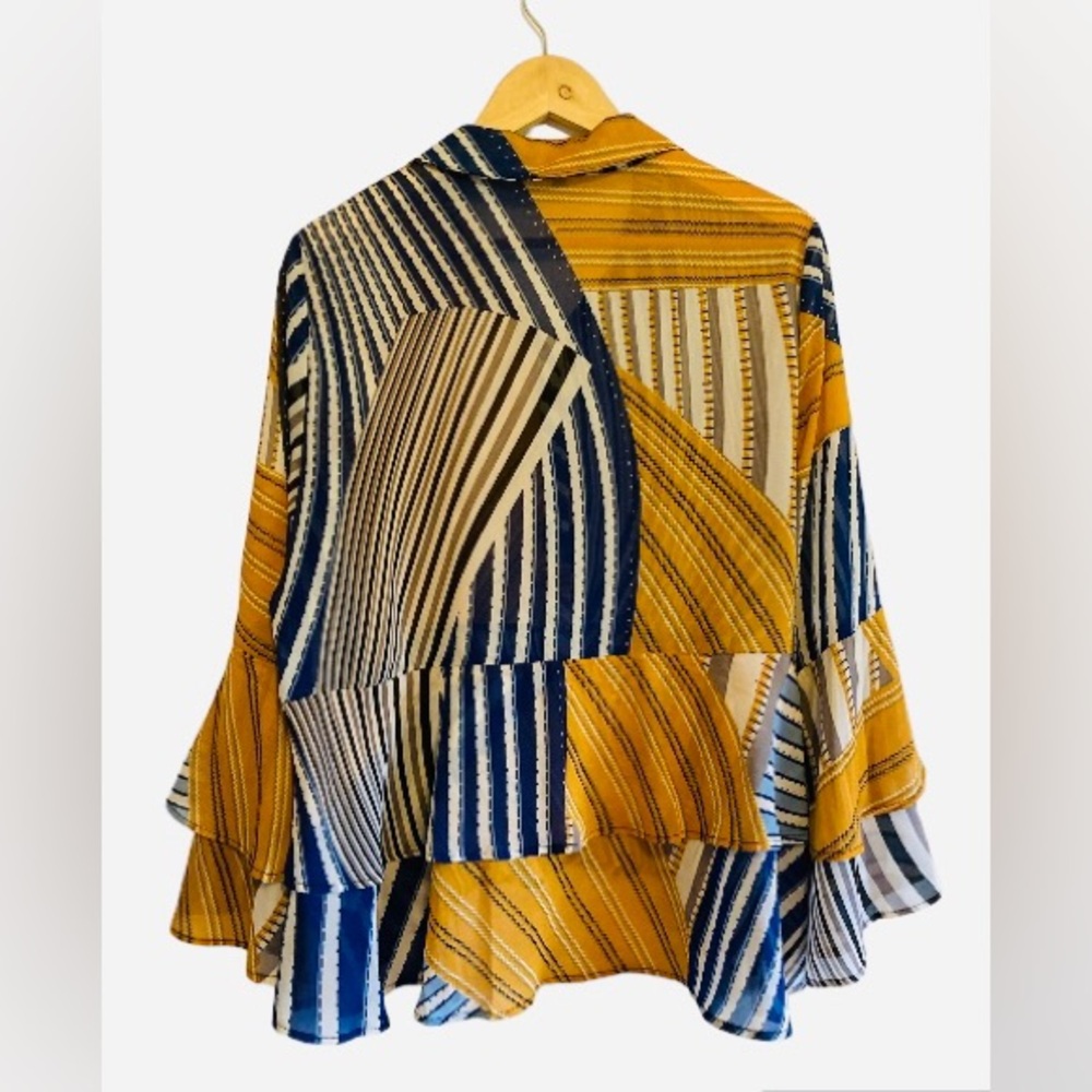 Modern Boho Billowed Tunic - Picture 3 of 5